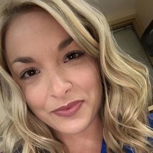 Meet your Posher, Carla